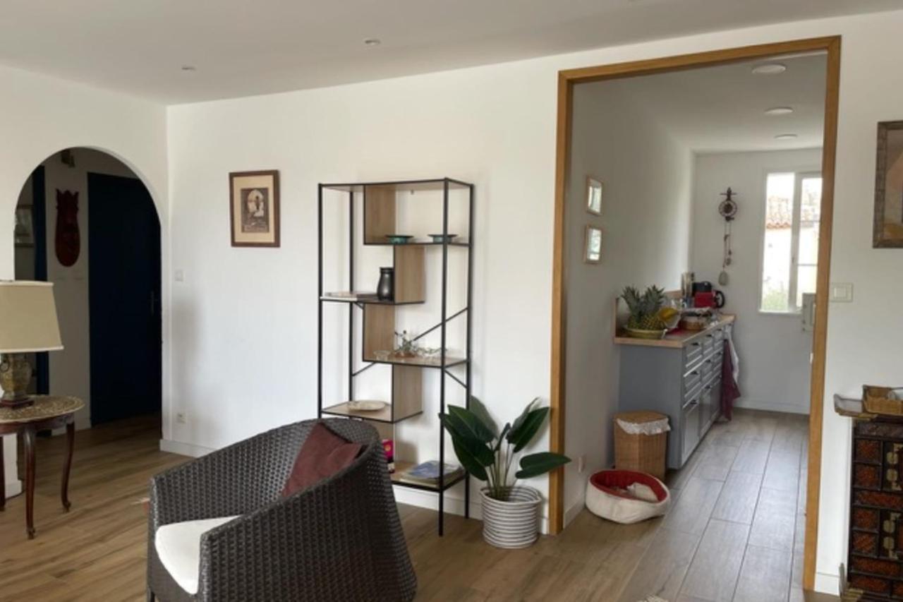 Charming Apartment Overlooking The Lake City Гримо Экстерьер фото